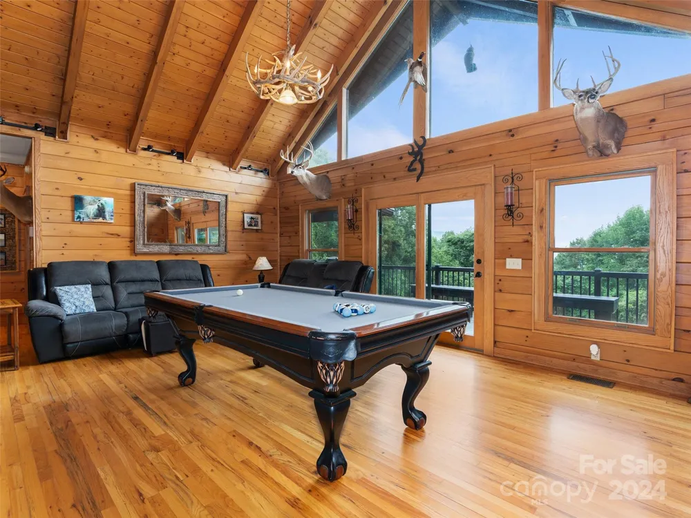 80 Austins Trail Canton, NC 28716