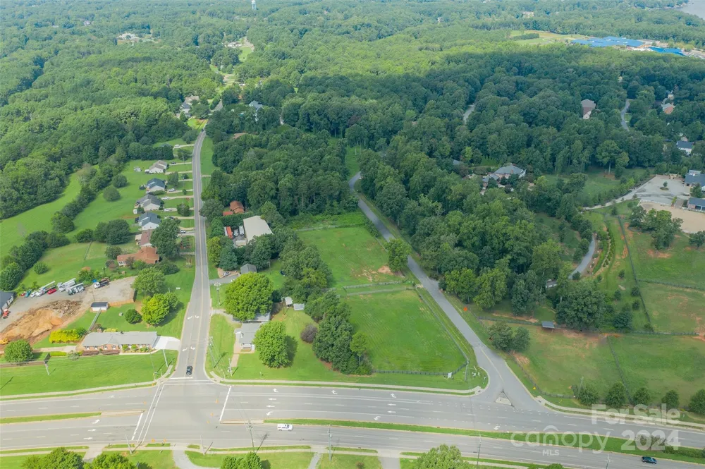 121 Poplar Grove Road #2 Mooresville, NC 28117