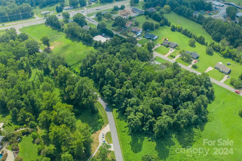 121 Poplar Grove Road #2 Mooresville, NC 28117