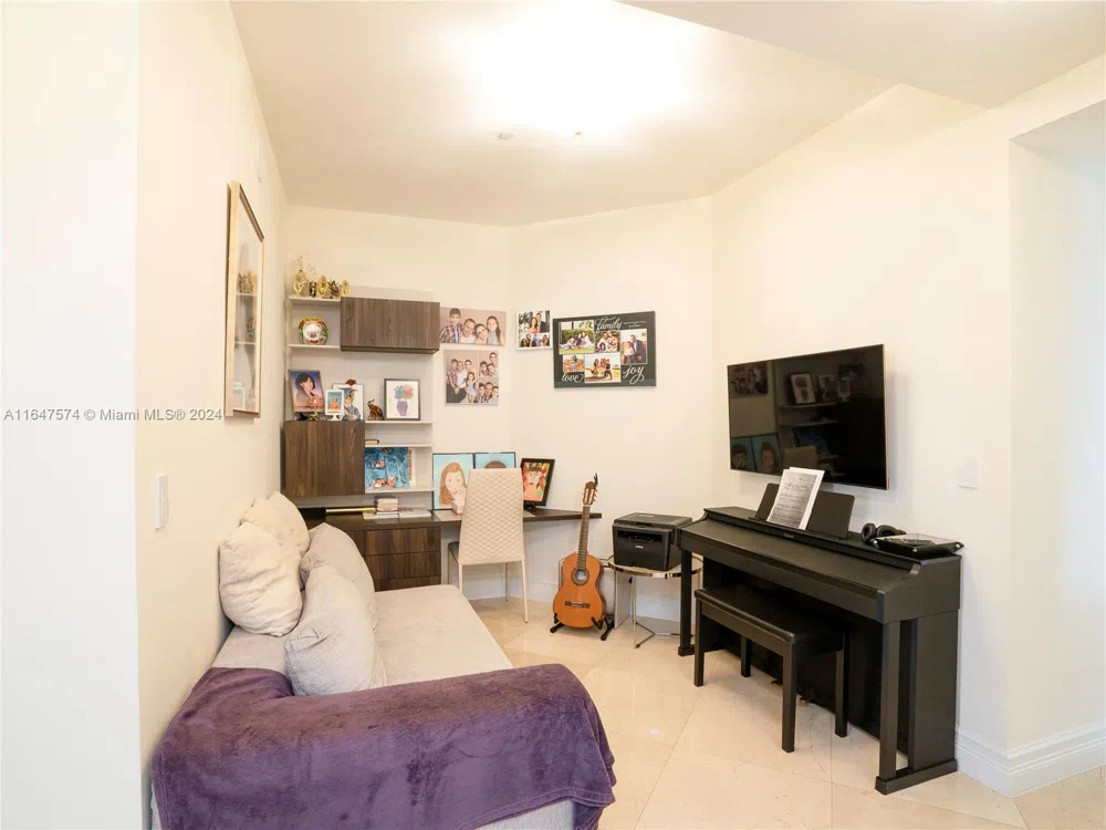 18101 Collins Ave #601 Sunny Isles Beach, FL 33160