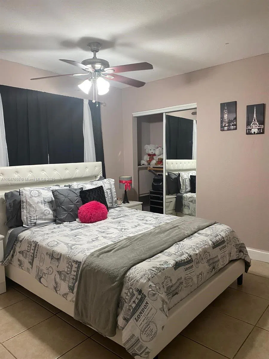 4050 NW 135th St #20-1 Opa-Locka, FL 33054