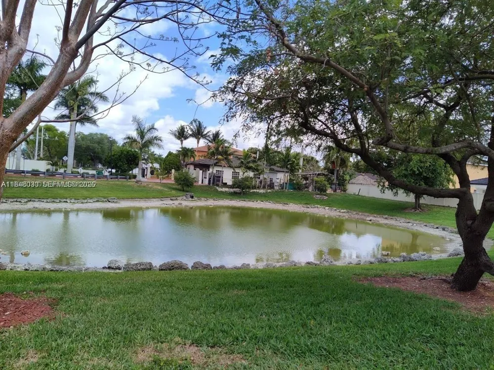 157 SW 65th TERRACE Miami, FL 33193