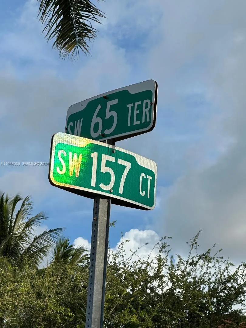 157 SW 65th TERRACE Miami, FL 33193