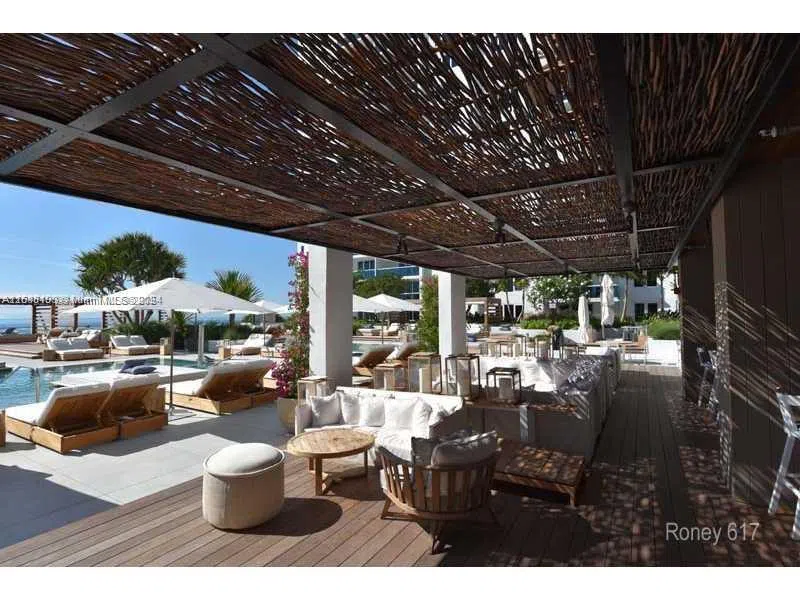 2301 Collins Ave #617 Miami Beach, FL 33139
