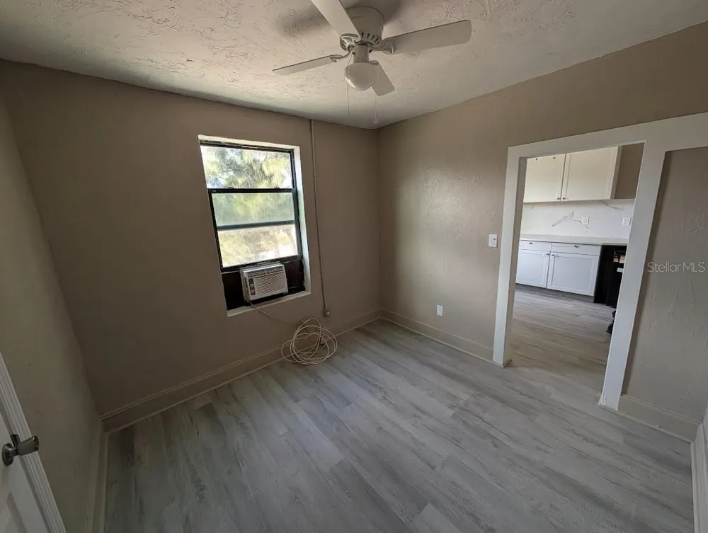 401 COLONIA LANE E #8 Nokomis, FL 34275
