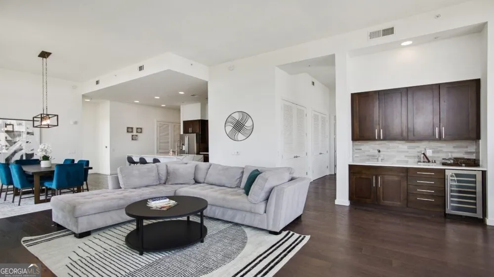 205 12th ST Atlanta, GA 30309