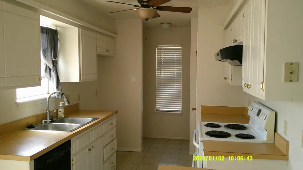 1008 N Ave H Shallowater, TX 79363