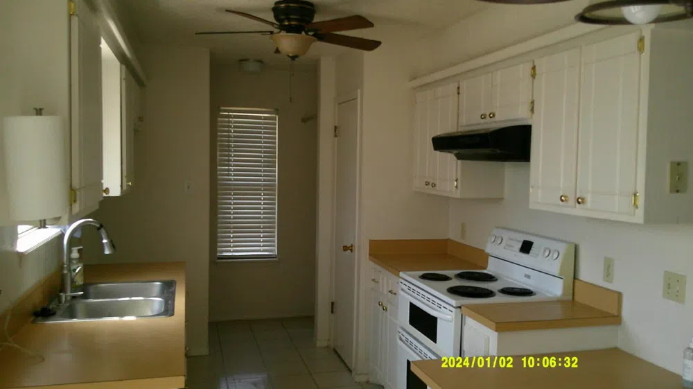 1008 N Ave H Shallowater, TX 79363