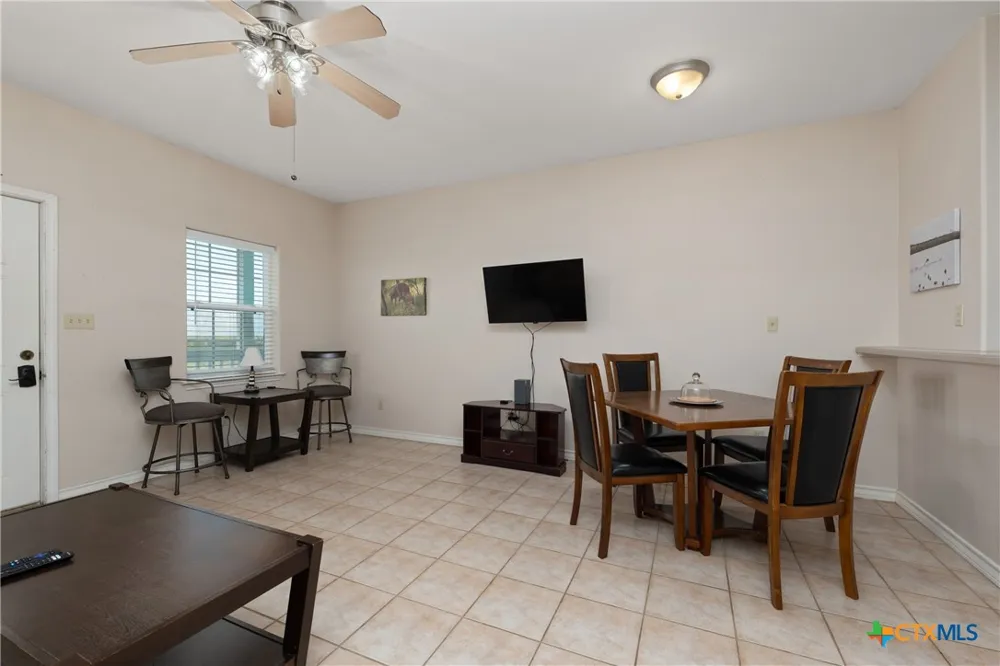 1555 Gulf Drive #3 Port Mansfield, TX 78598
