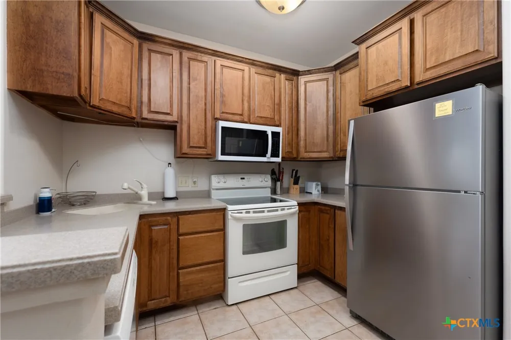 1555 Gulf Drive #3 Port Mansfield, TX 78598