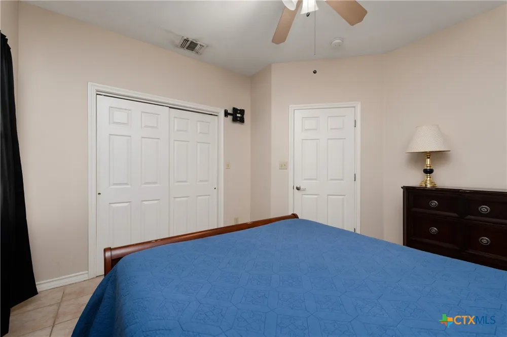 1555 Gulf Drive #3 Port Mansfield, TX 78598