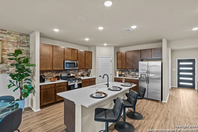10514 Briceway Club San Antonio, TX 78254