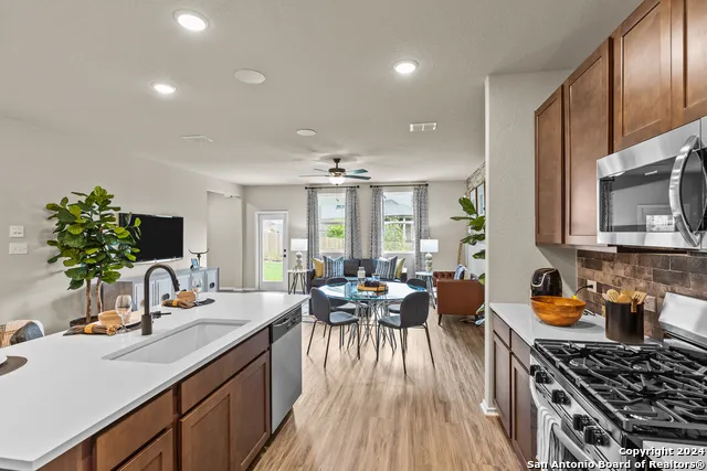 10514 Briceway Club San Antonio, TX 78254