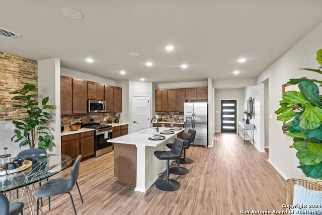 10514 Briceway Club San Antonio, TX 78254