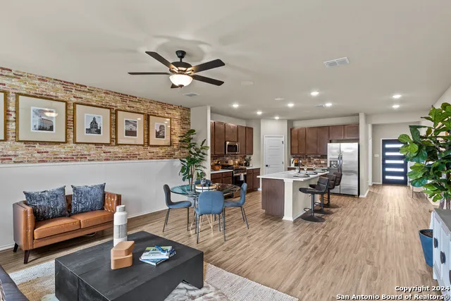 10514 Briceway Club San Antonio, TX 78254