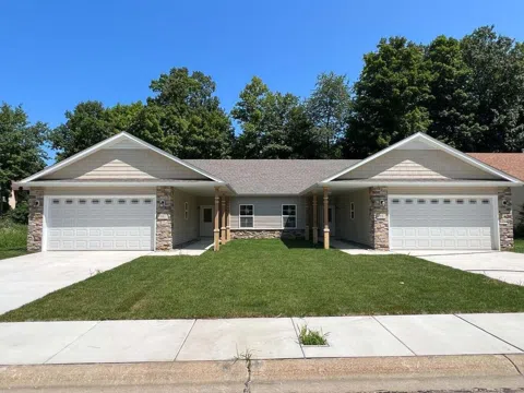52 Victoria Circle