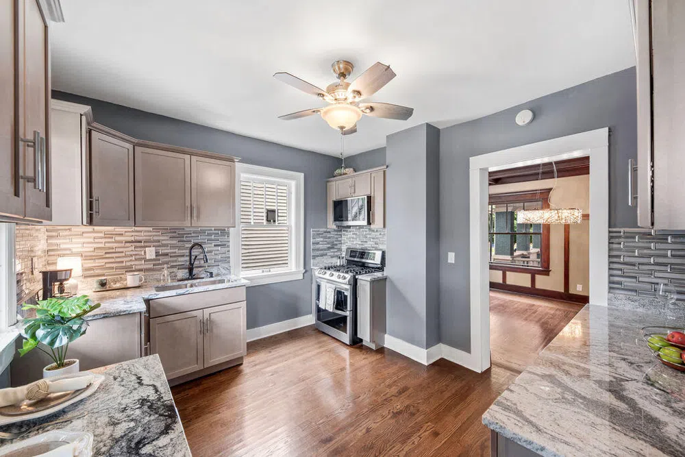 107 Lincolnway La Porte, IN 46350