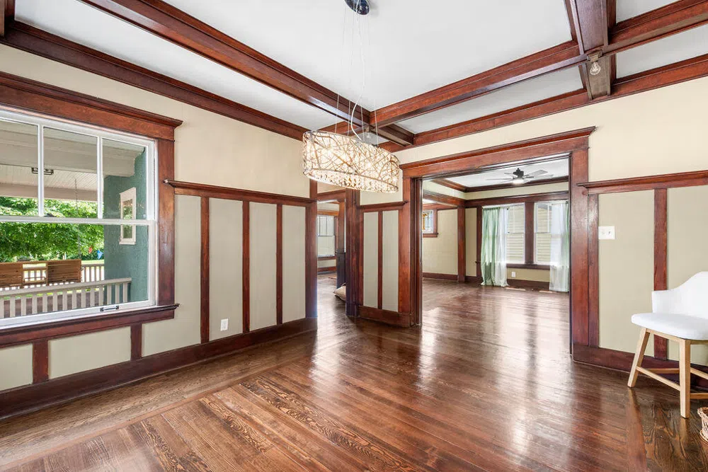107 Lincolnway La Porte, IN 46350