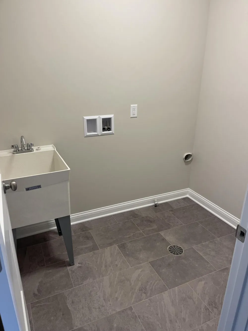930 Penny Court Hobart, IN 46342