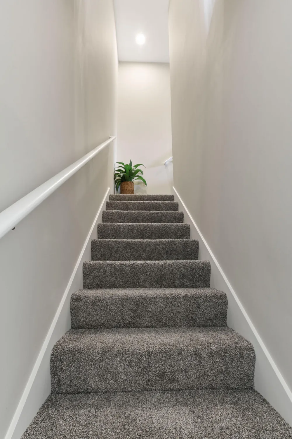 930 Penny Court Hobart, IN 46342