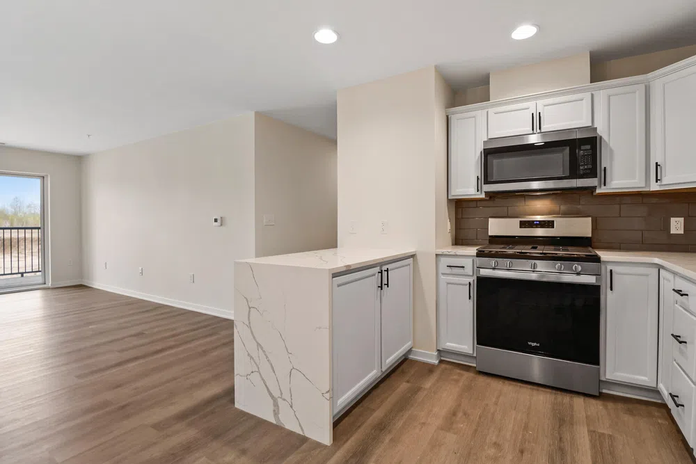 2034 W 75th Place #42 Merrillville, IN 46410