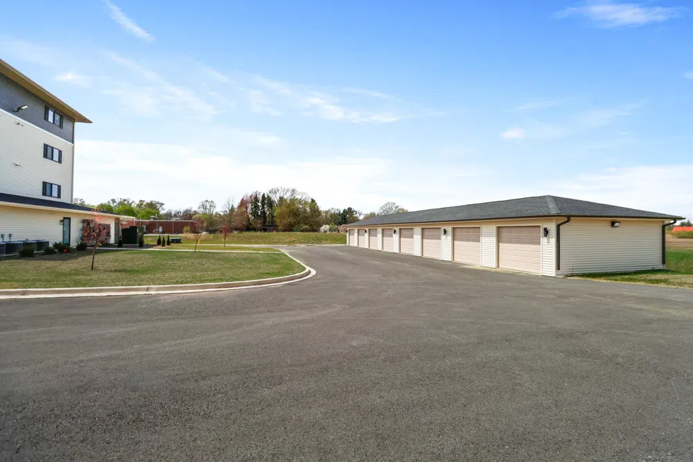 2034 W 75th Place #42 Merrillville, IN 46410
