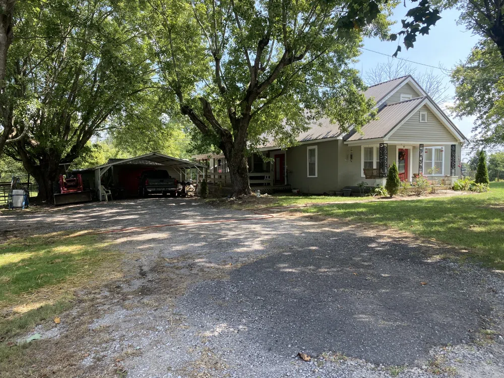 691 Hodges Bridge Rd Doyle, TN 38559