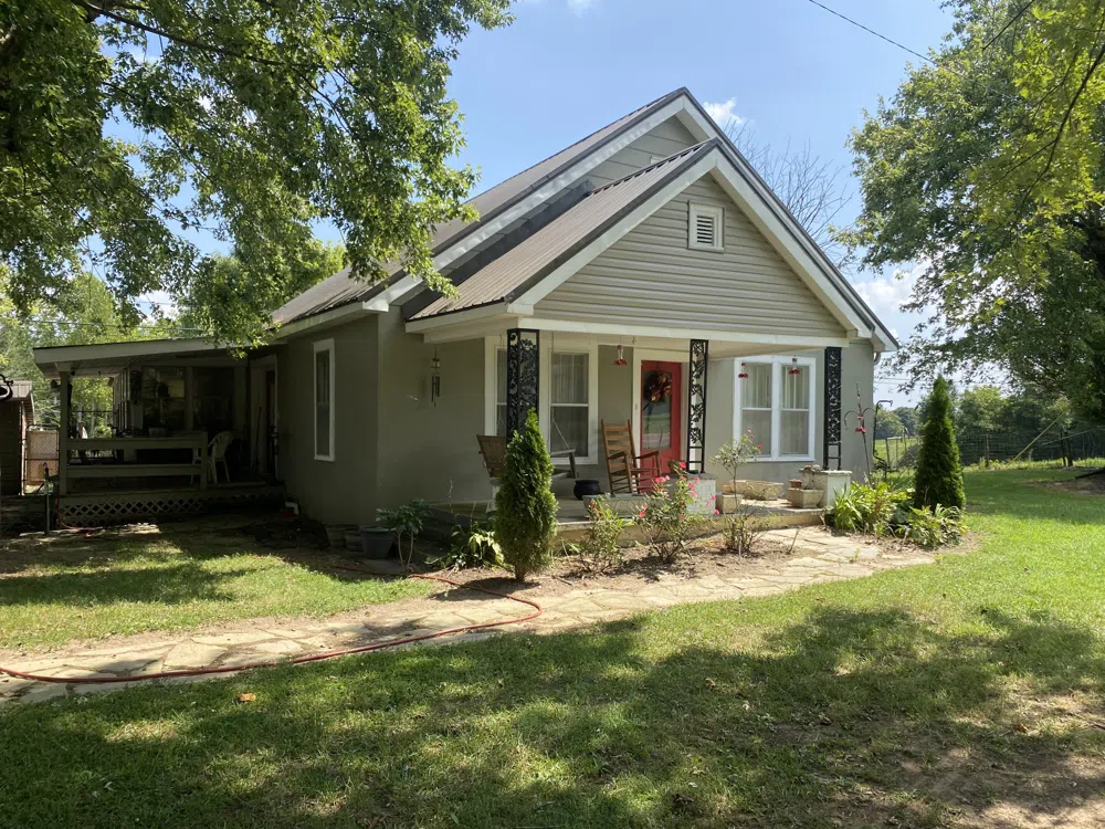 691 Hodges Bridge Rd Doyle, TN 38559