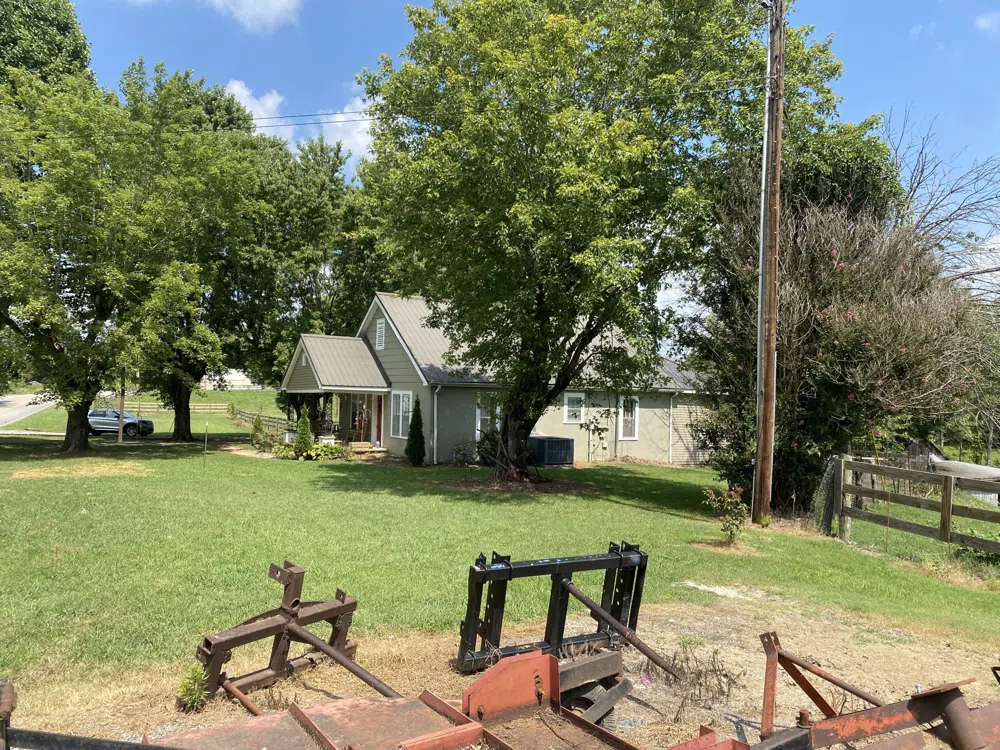691 Hodges Bridge Rd Doyle, TN 38559