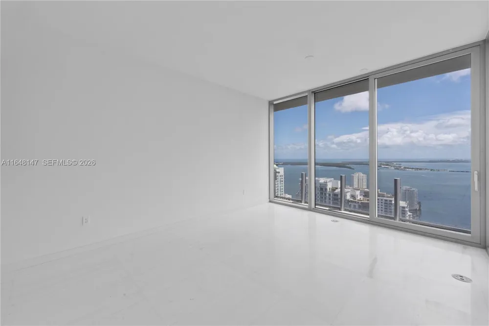 300 Biscayne Blvd Way #4604 Miami, FL 33131