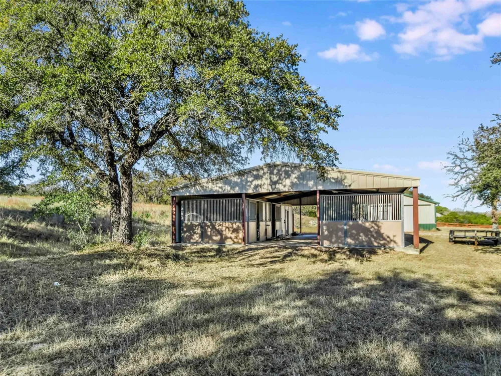 25909 Hamilton Pool Road Round Mountain, TX 78663