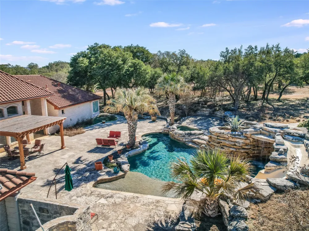 25909 Hamilton Pool Road Round Mountain, TX 78663