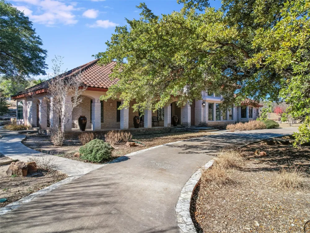 25909 Hamilton Pool Road Round Mountain, TX 78663