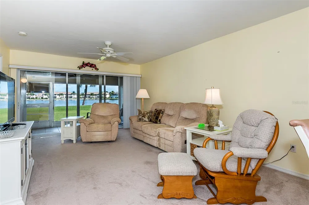 11644 EGRET CIRCLE #1303 Lake Suzy, FL 34269