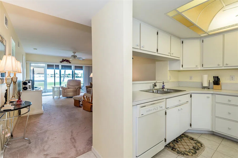 11644 EGRET CIRCLE #1303 Lake Suzy, FL 34269