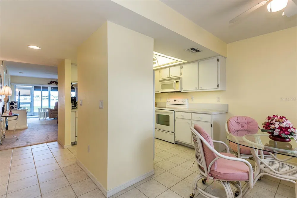 11644 EGRET CIRCLE #1303 Lake Suzy, FL 34269