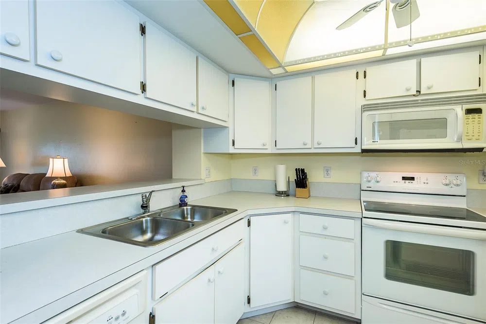 11644 EGRET CIRCLE #1303 Lake Suzy, FL 34269