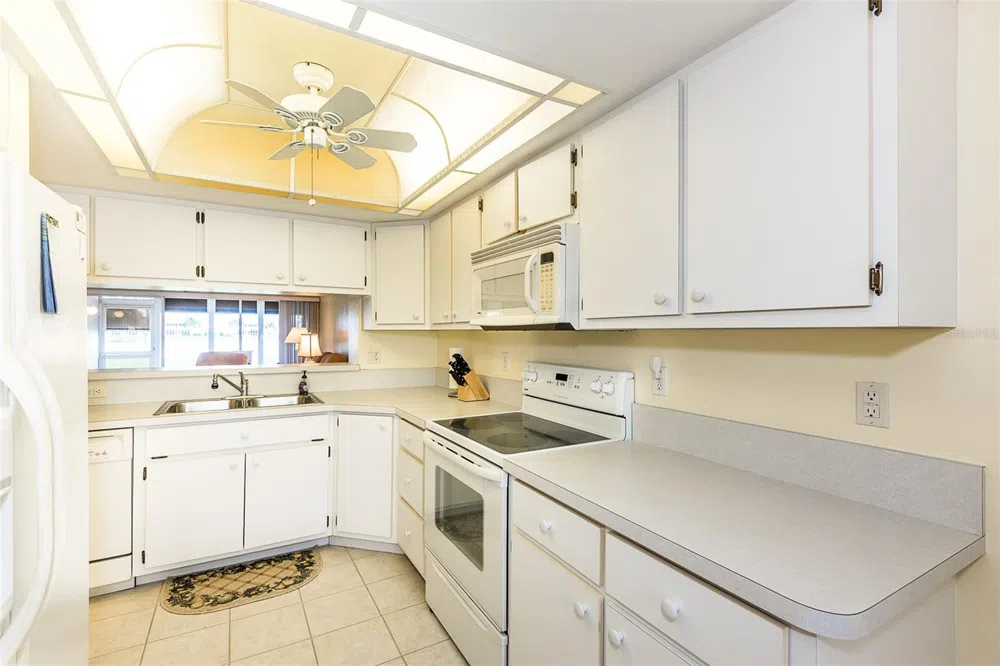 11644 EGRET CIRCLE #1303 Lake Suzy, FL 34269