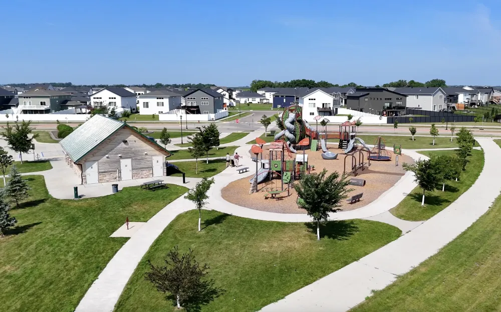 5883 James Drive W West Fargo, ND 58047
