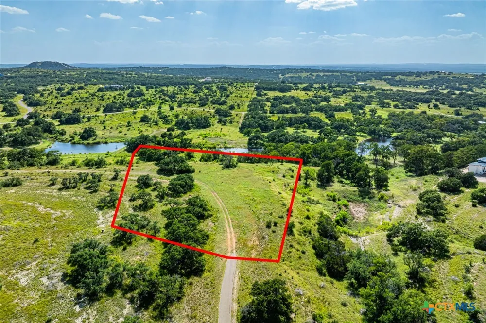613 Cattle Creek Road Johnson City, TX 78636