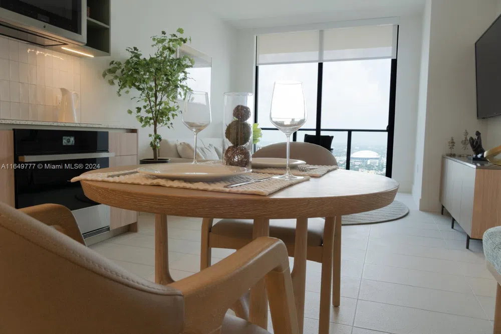 601 NE 1 Ave #4704 Miami, FL 33132