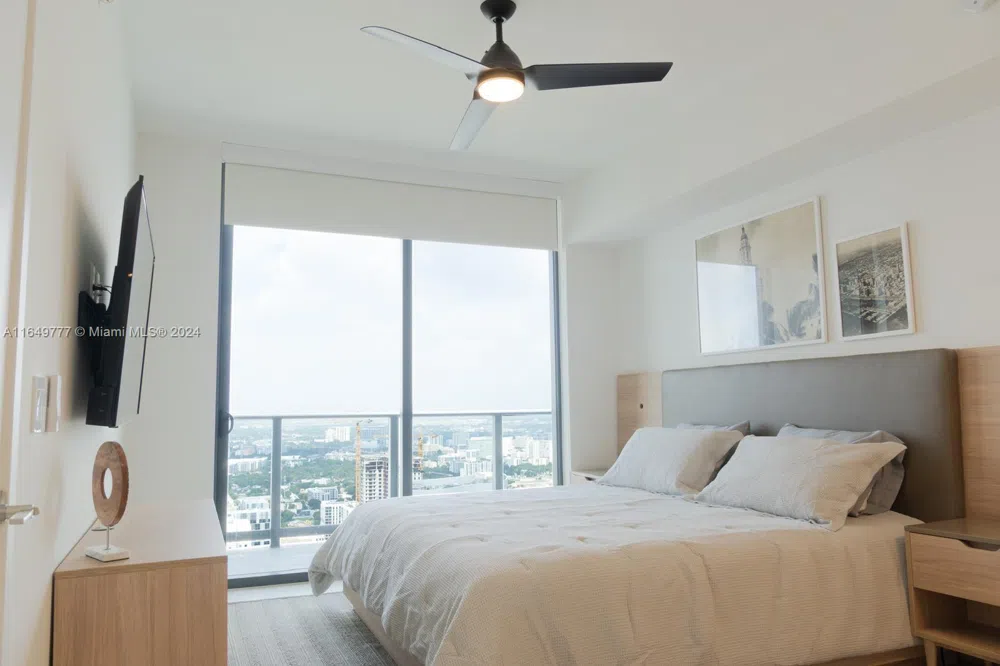 601 NE 1 Ave #4704 Miami, FL 33132
