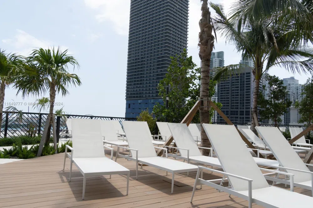 601 NE 1 Ave #4704 Miami, FL 33132