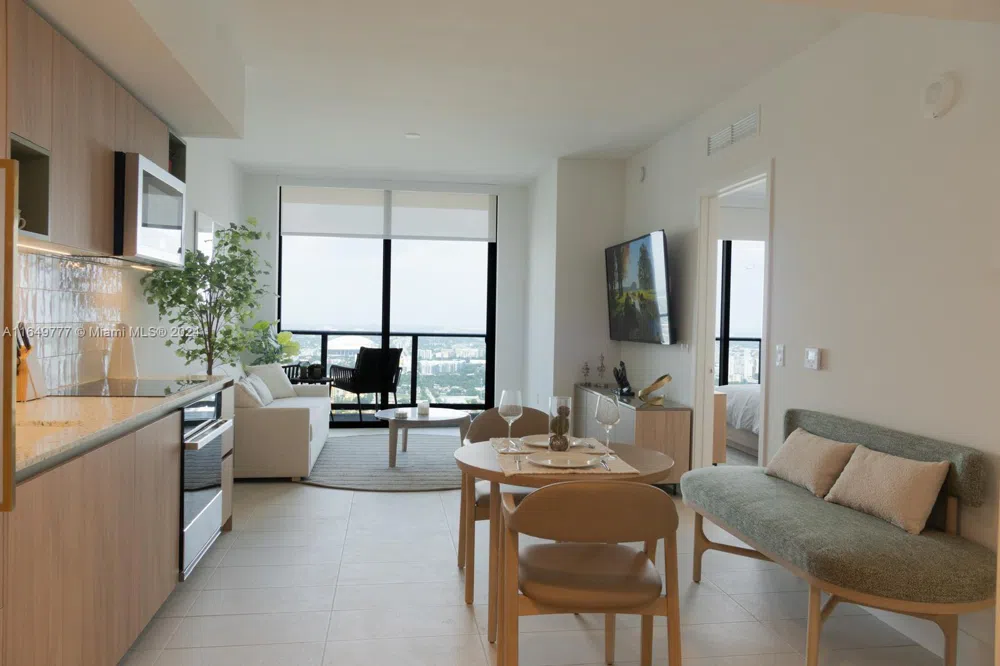 601 NE 1 Ave #4704 Miami, FL 33132