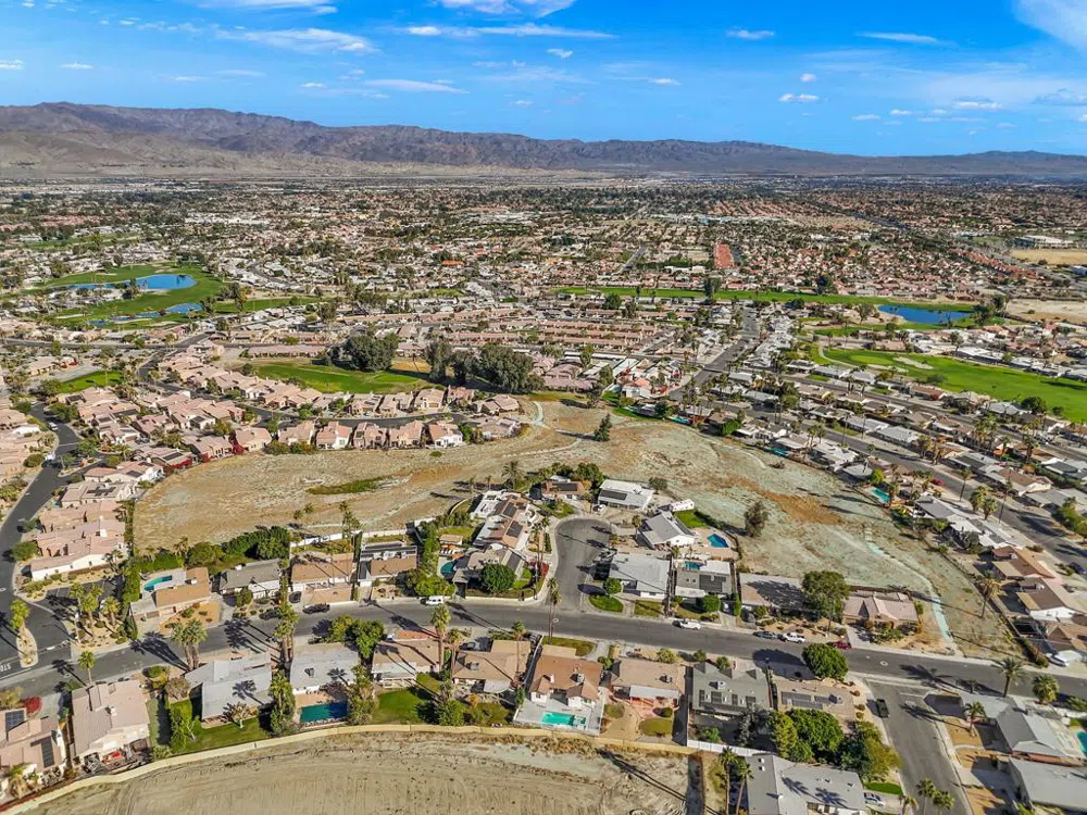 76718 Kentucky Avenue Palm Desert, CA 92211