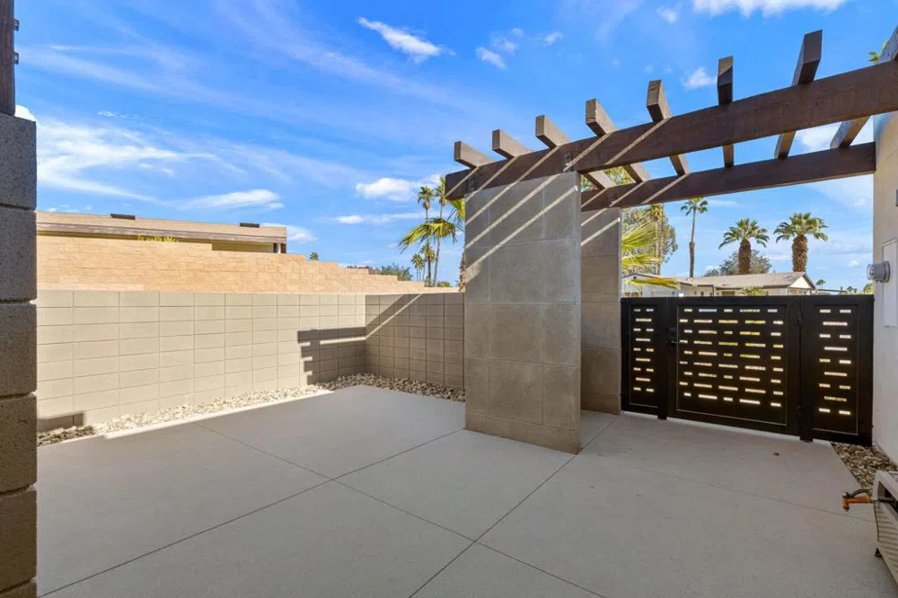 76718 Kentucky Avenue Palm Desert, CA 92211