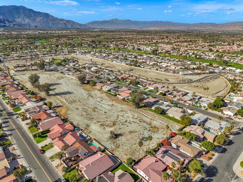 76718 Kentucky Avenue Palm Desert, CA 92211