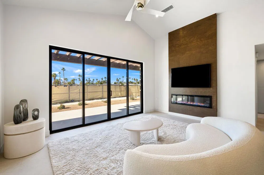 76718 Kentucky Avenue Palm Desert, CA 92211
