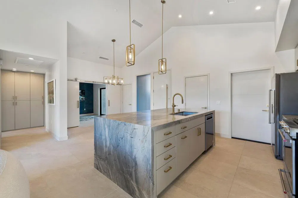76718 Kentucky Avenue Palm Desert, CA 92211