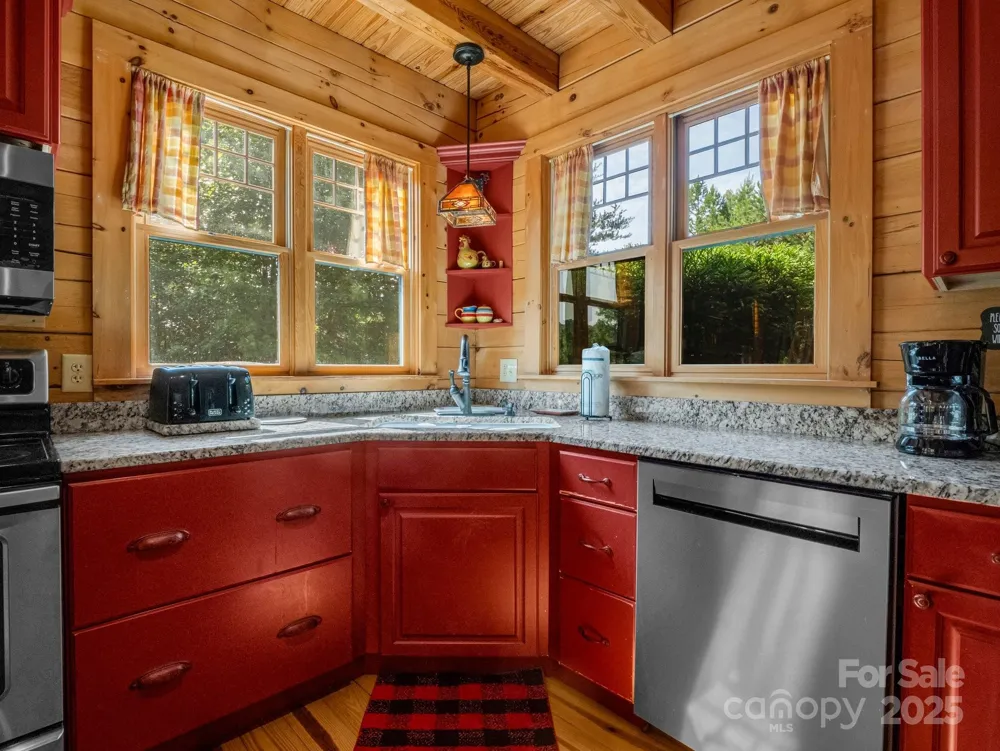 219 Highland Heights Lake Lure, NC 28746